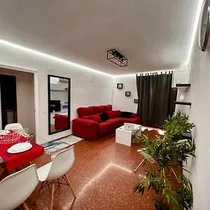 Amplio Familiar Con Parking Privado En Pleno Centro De Cordoue
